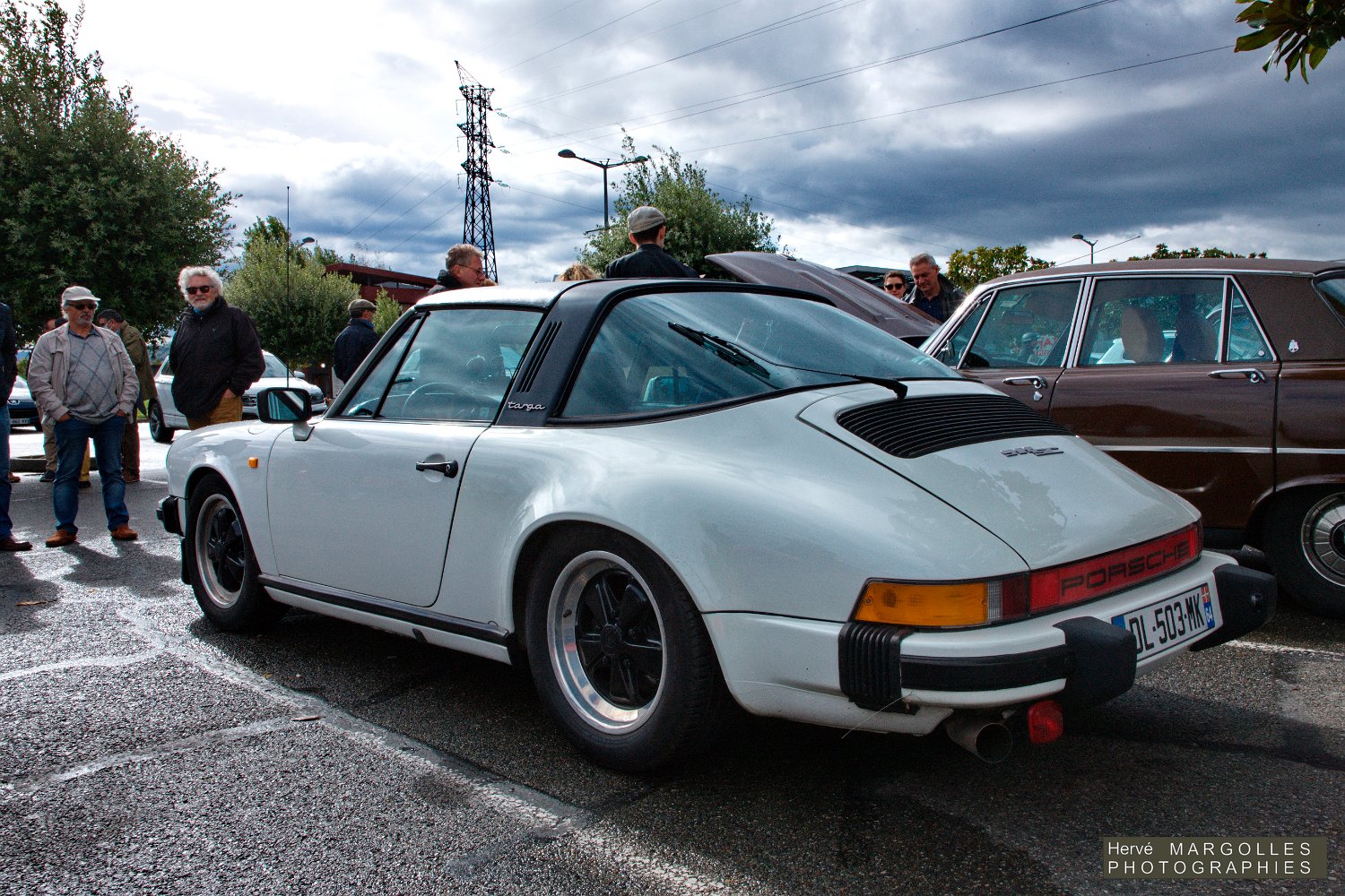 Porsche 911 Targa-01.jpg